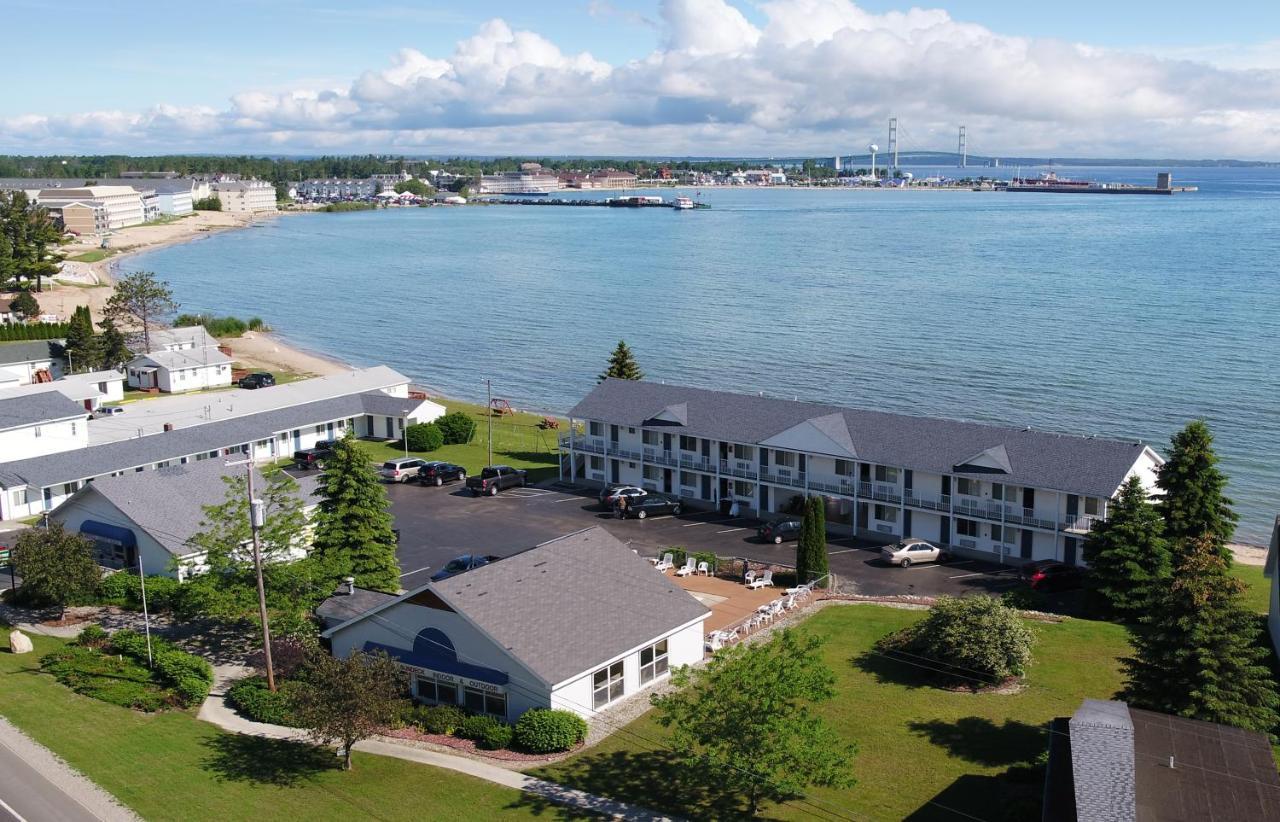 Sunrise Beach Motel Mackinaw City Exterior foto